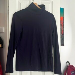Uniqlo basic cotton turtleneck shirt